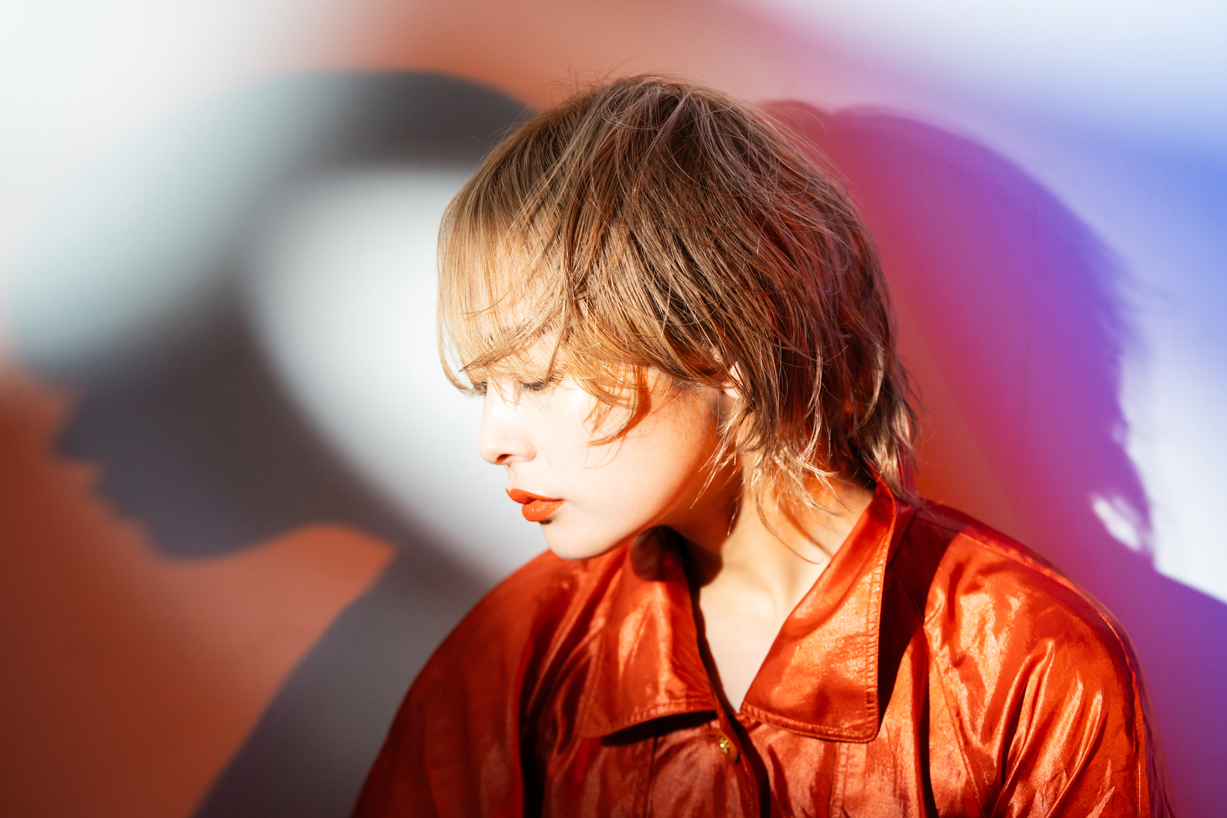 抜かりなくレイヤーを仕込んだ究極の美シルエット